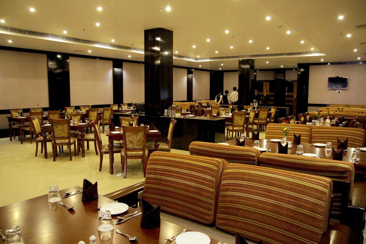 Kamlesh Continental Hotel Angul Екстериор снимка