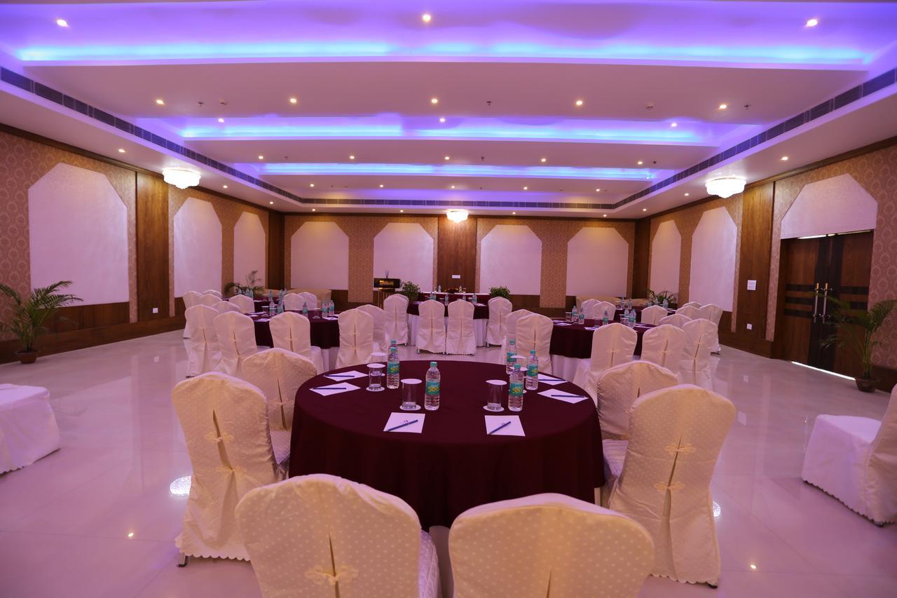 Kamlesh Continental Hotel Angul Екстериор снимка