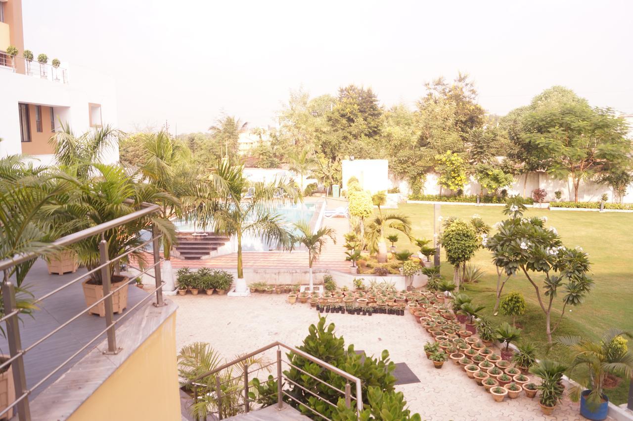 Kamlesh Continental Hotel Angul Екстериор снимка