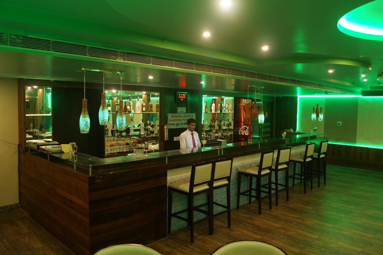 Kamlesh Continental Hotel Angul Екстериор снимка