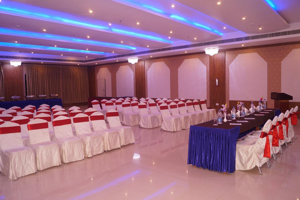 Kamlesh Continental Hotel Angul Екстериор снимка