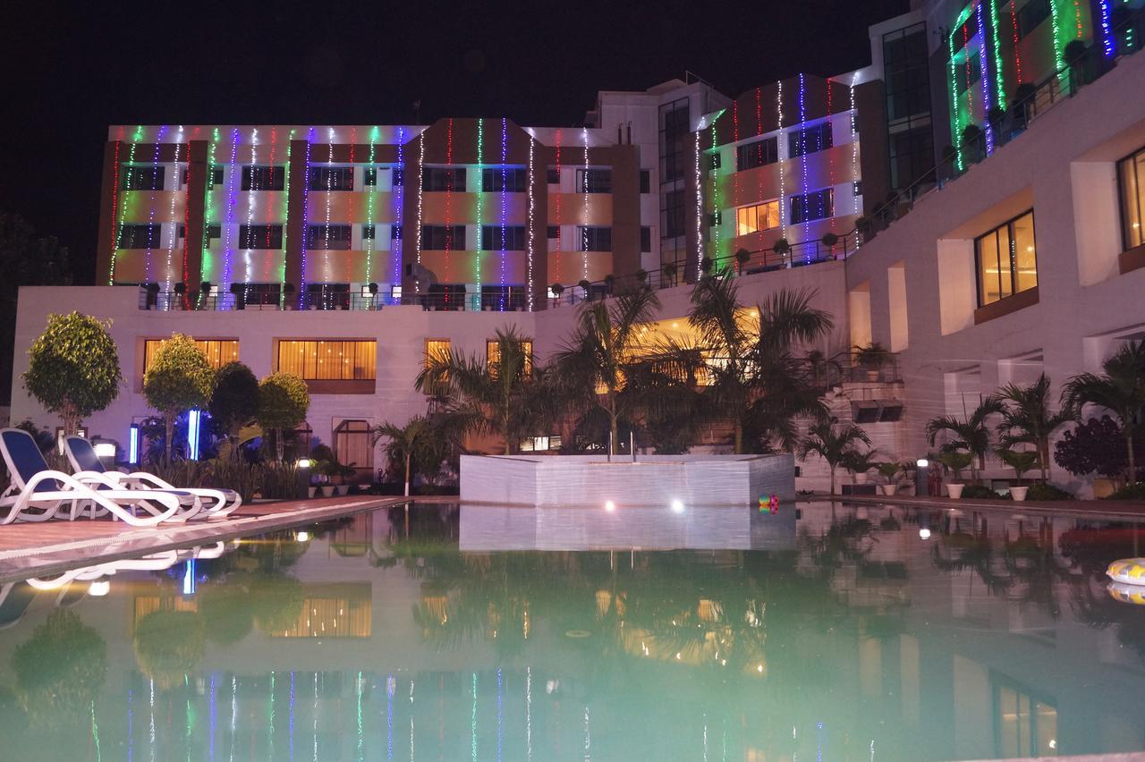 Kamlesh Continental Hotel Angul Екстериор снимка