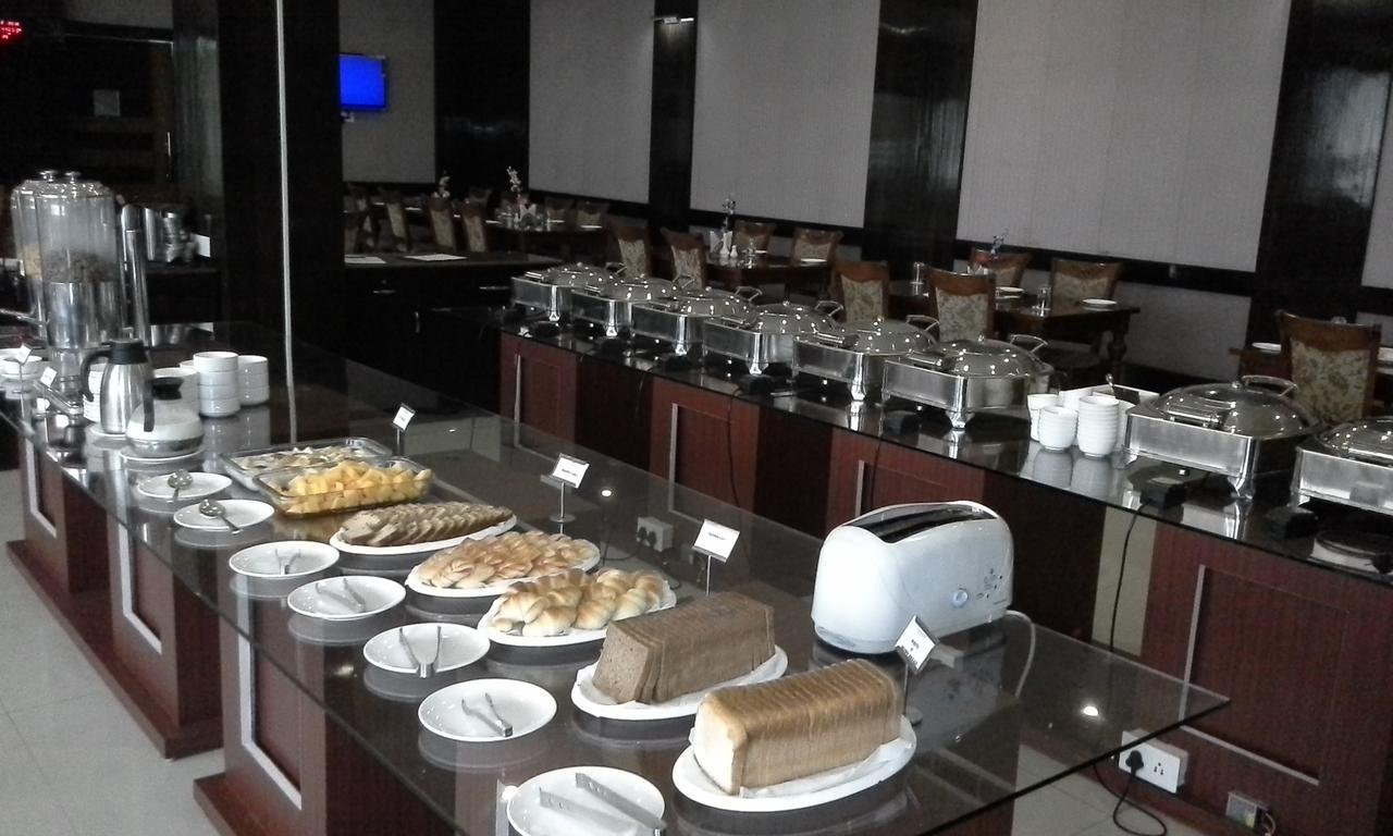 Kamlesh Continental Hotel Angul Екстериор снимка